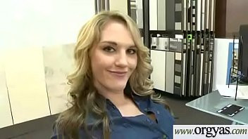 Play (Shae Summers&Brianna Oshea) Horny Girl Get Lots Of Cash To Bang In Sex Tape movie-25