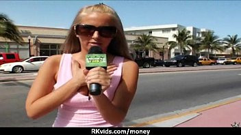 Play Amateur Chick Takes Money For A Fuck 17