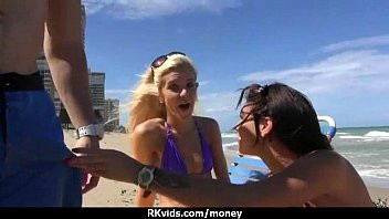 Play The best way to pay the rent 21
