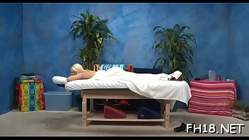 Play Wacko slut takes cock from her massagist