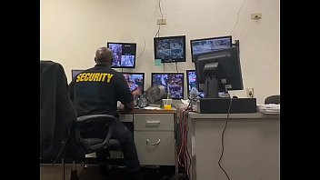 Play Shoplifting Soccer Mom Fucking Mall Security