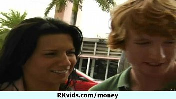 Play Real sex for money 14