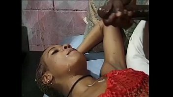 Play Horny slut Safarie Estevez loves getting her black pussy fucked in her ghetto style room