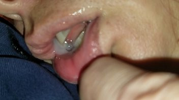 Play Filling her s. mouth with cum
