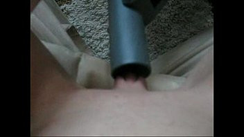 Play Sophie in blue bikini vacuuming and dildoing