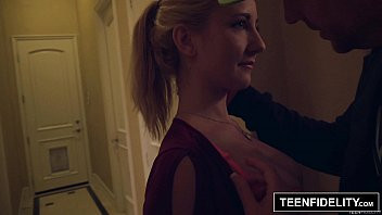 Play TEENFIDELITY Jade Amber Deep Creampie