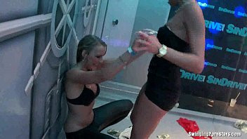Play Sexy bitches dancing erotically in a club