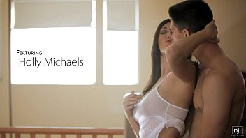 Play Nubile Films - Bigtit hottie Holly Michaels cums on her mans tongue