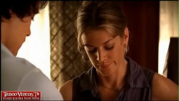 Play Young boy fucks with mature mailwoman - Sex scene from movie