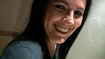 Play Having fun behind the scene in the bathroom with Montse Swinger