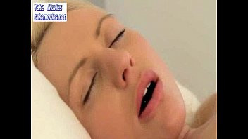 Play Stunning teenie babe masturbate shaved snatch (Stop Jerking Off! Try It: D‍ailyFuc‍k.org)