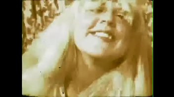 Play --vintageusax-HCVHE1114