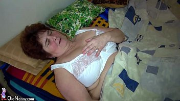 Play OldNanny Old fat grandma and cute girl use big double dildo