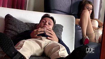 Play Super Horny Therapist gets ass fucked by her Pornstar Client