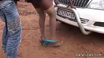 Play Hot african babe needs a big cock