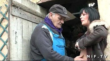 Play French papy doing a busty milf with a young friend